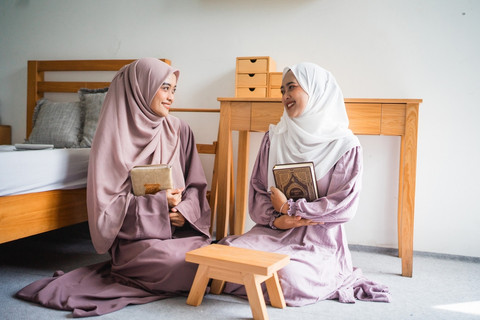 Ilustrasi menambah amalan selama Ramadan. Foto: Odua Images/Shutterstock