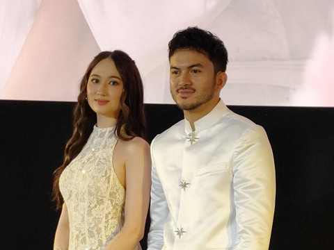 Rizky Nazar dan Laura Moane saat acara konferensi pers series A dan Z: InsyaAllah Cinta di kawasan Jakarta Pusat, Kamis (19/2/2026). Foto: Salsha Okta Fairuz/kumparan