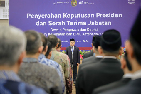 Menteri Koordinator Bidang Pemberdayaan Masyarakat Republik Indonesia Muhaimin Iskandar memimpin serah terima jabatan direksi dan dewan pengawas BPJS Kesehatan serta Ketenagakerjaan, dengan masa jabatan baru periode 2026-2031 di Jakarta, Jumat (20/2) Foto: Jamal Ramadhan/kumparan
