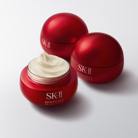 SK-II rilis rangkaian produk perawatan kulit terbaru, SKINPOWER RE-NEW untuk atasi tanda penuaan. Foto: SK-II