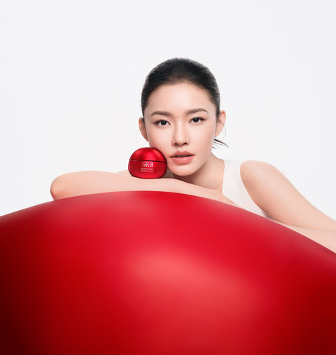 SK-II rilis rangkaian produk perawatan kulit terbaru, SKINPOWER RE-NEW untuk atasi tanda penuaan. Foto: SK-II