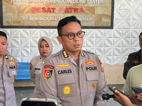 Kepala RS Bhayangkara TK. II Setukpa Sukabumi, Kombes Carles Siagian. Foto: Dok. Sukabumi Update