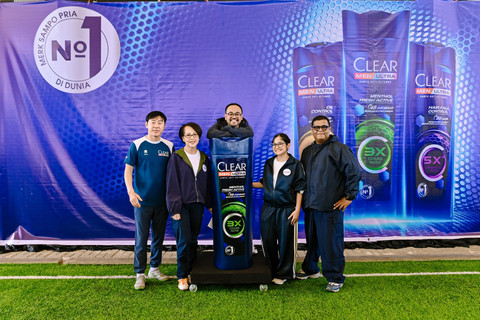 CLEAR MEN ULTRA berkolaborasi dengan Shin Tae Yong dan menghadirkan program Clear Men Ultra Squad. Foto: dok. CLEAR MEN ULTRA