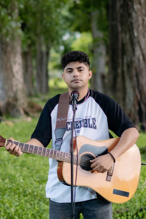 Jebolan Indonesian Idol, Piche Kota. Foto: Instagram/ @pichekota_