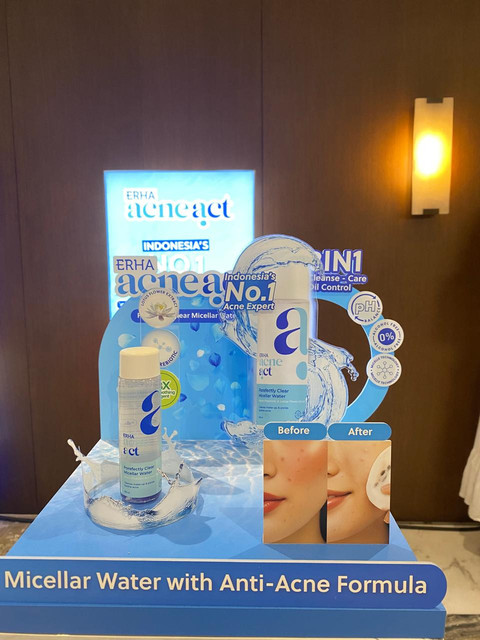 Micellar water dari Erha AcneAct. Foto: kumparan/Naela Marcelina