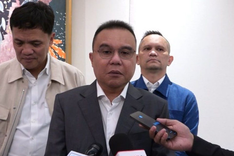 Wakil Ketua DPR Sufmi Dasco Ahmad saat diwawancarai di Jakarta, Senin (23/2/2026). Foto: Koordinatoriat Wartawan Parlemen
