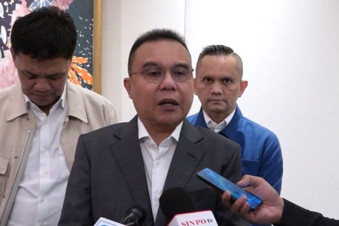 Wakil Ketua DPR Sufmi Dasco Ahmad saat diwawancarai di Jakarta, Senin (23/2/2026). Foto: Koordinatoriat Wartawan Parlemen