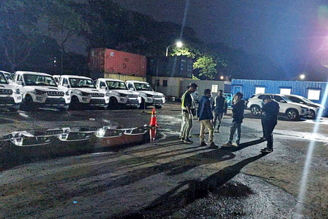Kedatangan mobil pikap 4x4 Mahindra Scorpio yang diduga di Pelabuhan Tanjung Priok. Foto: Dok. Istimewa