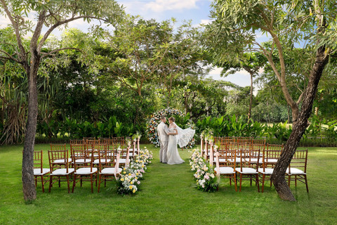 Ilustrasi menggelar pernikahan di North Garden, Padma Resort Legian. Foto: dok. Padma Resort Legian