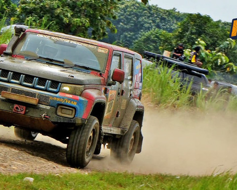 BAIC BJ40 di balapan IRRA. Foto: Dok. IRRA