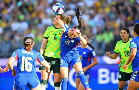 Timnas Wanita Australia sedang bertanding melawan Filipina di laga pembuka Grup A Piala Asia Wanita 2026 di Perth Stadium, Minggu (1/3). Foto: AFC