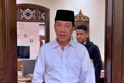 Jokowi menyampaikan ucapan duka atas wafatnya Wapres ke-6 RI, Try Sutrisno, pada Senin (2/3/2026). Foto: Dok. kumparan