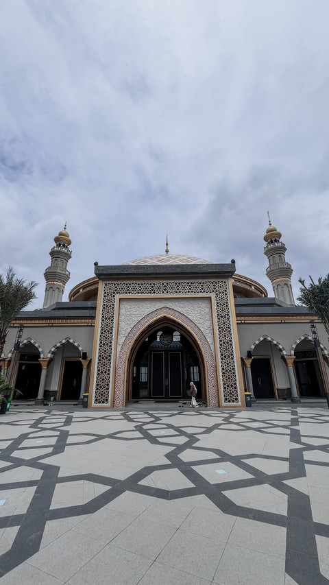 Masjid Al-Ikhlas PIK. Foto: Gitario Vista Inasis/kumparan