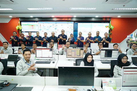 Peninjauan Posko TelkomGroup Siaga RAFI 2026 di Integrated Operation Center (IOC) Semarang. Foto: dok. Telkom