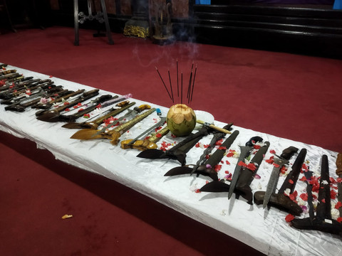 Jamasan pada malam 1 Suro (Sumber: dokumen pribadi)