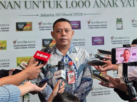 Lurah Cipete Selatan menghadiri acara santunan anak yatim oleh Sido Muncul. Foto: dok. Istimewa