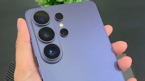 Samsung Galaxy S26 Ultra Cobalt Violet. Foto: PT Mitra Hub Indonesia.