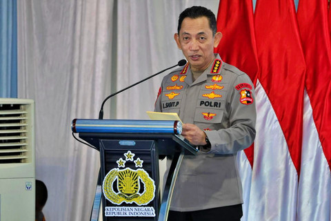 BULOG dukung penanaman jagung nasional bersama Kapolri dan Wamentan di Sumatera Selatan, Sabtu (7/3). Foto: Dok. BULOG