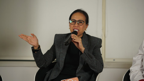 Vivin Cahyani Sungkono, Exco PSSI, saat menghadiri acara International Women's Day yang diselenggarakan ASBWI di Kuningan, Jakarta Selatan, Senin (9/3). Foto: Agri Perdana/kumparan