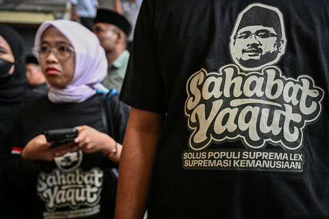 Pendukung menghadiri sidang putusan praperadilan atas penetapan tersangka Yaqut Cholil Qoumas oleh KPK di Pengadilan Negeri Jakarta Selatan, Jakarta, Rabu (11/3/2026). Foto: Fauzan/ANTARA FOTO