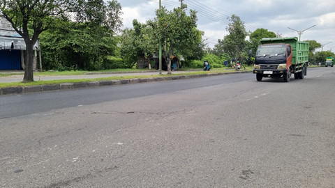 Kondisi Jalan Raya Surabaya-Malang, Kabupaten Sidoarjo, Rabu (11/3/2026). Foto: Farusma Okta Verdian/kumparan