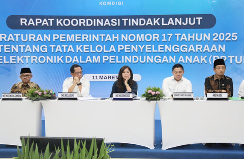 Mendagri Muhammad Tito Karnavian saat Rapat Koordinasi Tindak Lanjut Peraturan Pemerintah Nomor 17 Tahun 2025 tentang Tata Kelola Penyelenggaraan Sistem Elektronik dalam Pelindungan Anak (PP Tunas) di Kantor Komdigi, Jakarta, Rabu (11/3/2026).  Foto: Kemendagri RI