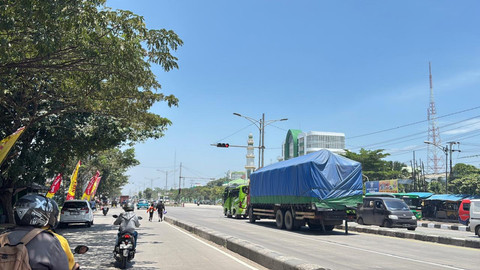 Kondisi Jalan Kaligawe Raya, Kamis (12/3/2026). Foto: Intan Alliva/kumparan