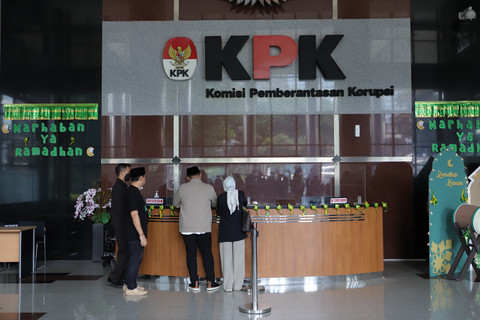 Mantan Menteri Agama Yaqut Cholil Qoumas atau Gus Yaqut memenuhi panggilan pemeriksaan di Komisi Pemberantasan Korupsi (KPK), Kamis (12/3). Foto: Jamal Ramadhan/kumparan