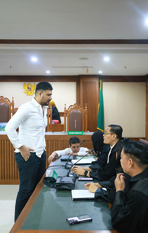 Terdakwa Ammar Zoni saat menjalankan sidang tuntutan terkait penyalahgunaan narkotika di Pengadilan Negeri Jakarta Pusat, Jakarta, Kamis, (12/3/2026). Foto: Agus Apriyanto