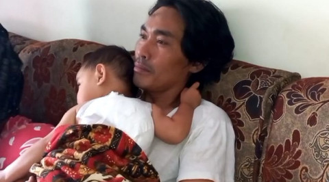 Seorang anak mengalami luka-luka setelah diserang monyet liar di Desa Pantai Makmur, Kecamatan Tarumajaya, Kabupaten Bekasi. Foto: Dok. Istimewa