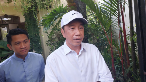 Presiden ke-7 Jokowi memaafkan Rismon Sianipar di Solo, Jumat (13/3). Proses RJ kasus ijazah palsu diserahkan ke polisi. Foto: Dok. kumparan