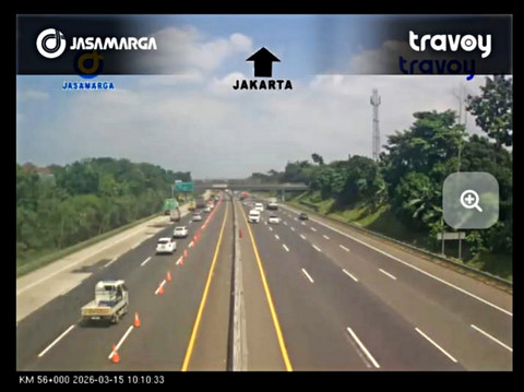 Arus lalu lintas di ruas Tol Jakarta-Cikampek, Minggu (15/3). Foto: Dok. Travoy Jasa Marga