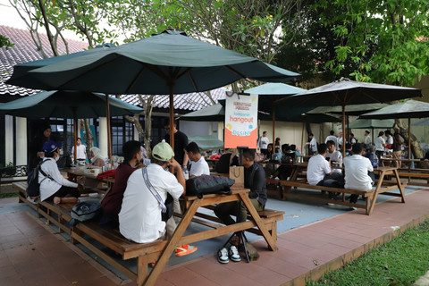 Keseruan teman kumparan Saat Ngabuburit di kumparan Hangout. Foto: kumparan