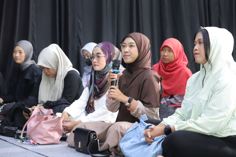 Keseruan teman kumparan Saat Ngabuburit di kumparan Hangout. Foto: kumparan