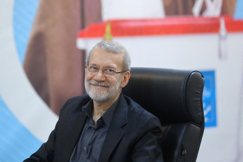 Ali Larijani, pejabat tinggi Dewan Keamanan Iran. Foto: Majid Asgaripour / WANA / via REUTERS