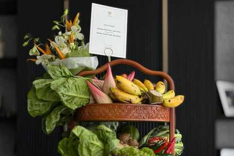 Hampers Lebaran dari Presiden Prabowo Subianto. Foto: Instagram/@ipangwahid