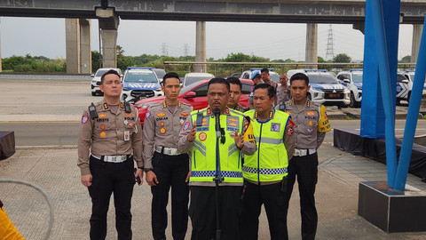 Kakorlantas Irjen Pol Agus Suryonugroho saat ditemui di KM 29, Cikarang Utara, Kamis (19/3).  Foto: Rayyan/Kumparan