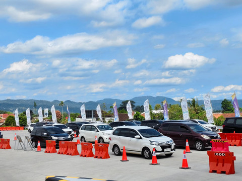 Suasana Gerbang Tol Purwomartani, Kabupaten Sleman pada Rabu (25/3). Foto: Arfiansyah Panji Purnandaru/kumparan