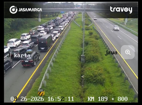 Tol Palimanan-Kanci Km 196-Gerbang Tol Palimanan 4 arah Jakarta, Kamis (26/3/2026) sore. Foto: Dok. CCTV Travoy Jasa Marga