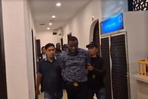 Dua WN Liberia ditangkap Polisi terkait uang palsu Black Dolar. Foto: Dok. Polres Jakarta Barat