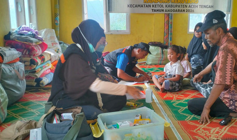 Pendampingan kesehatan yang terus dilakukan pasca bencana di beberapa titik di wilayah Aceh Tengah. Foto: Dok. Lazismu DIY