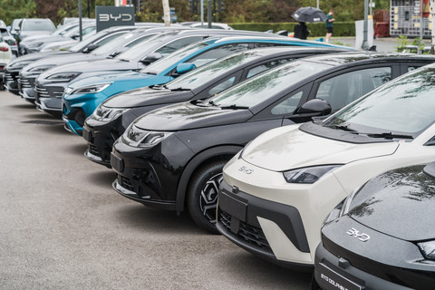 Ilustrasi - mobil listrik china di Eropa. Foto: Vivid Brands/Shutterstock