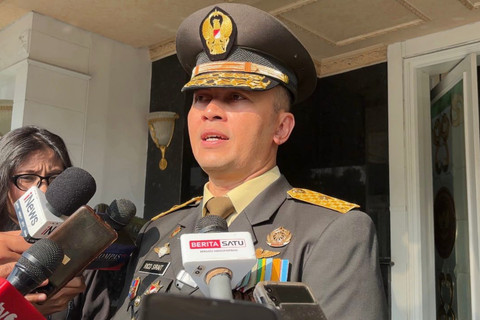 Kepala Biro Hubungan Masyarakat dan Informasi Pertahanan (Karo Humas dan Infohan) Setjen Kemhan RI, Brigadir Jenderal TNI Rico Ricardo Sirait, saat memberikan keterangan di Kantor Kemhan RI, Jakarta Pusat, Minggu (29/3/2026). Foto: Jeni Ritanti/kumparan