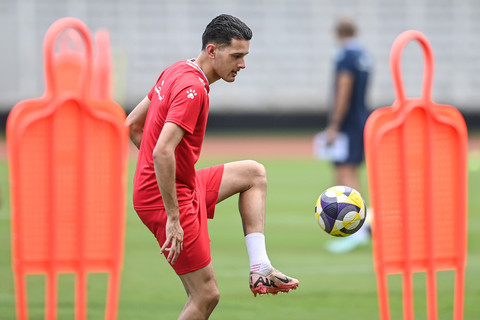 Pemain Timnas Indonesia Justin Hubner mengikuti latihan jelang laga FIFA Series di Stadion Madya, Senayan, Jakarta, Minggu (29/3/2026). Foto: Asprilla Dwi Adha/ANTARA FOTO