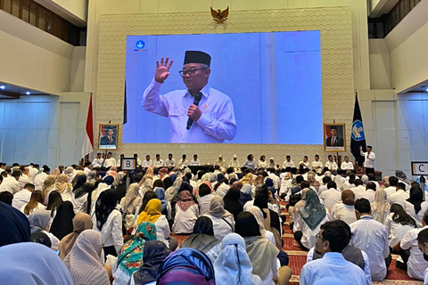 Sambutan Menteri Pendidikan Dasar dan Menengah, Abdul Mu'ti pada acara halalbihalal kemendikdasmen. Foto: Kevin Daniel/kumparan