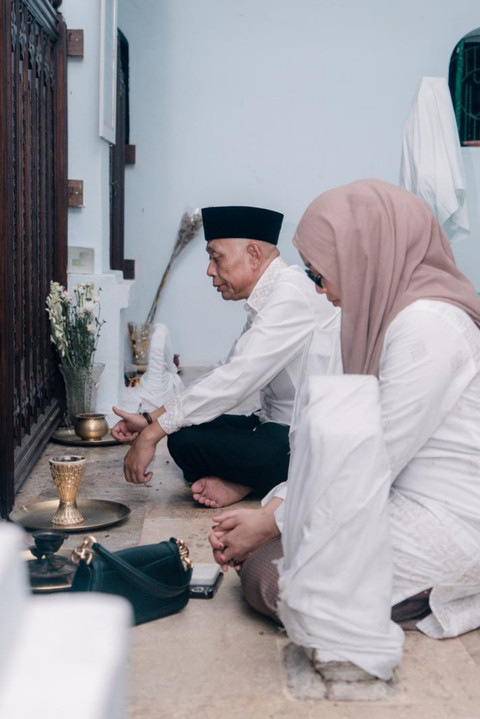 Wamensos Agus Jabo menghadiri Haul Agung Sultan Maulana Hasanuddin ke-465 M/470 H di Alun-alun Masjid Agung Banten Lama, Kasemen, Kota Serang, Banten, Senin (30/3/2026). Foto: Dok. Kemensos