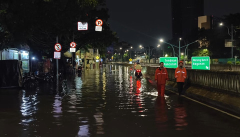 Banjir menggenang di Jalan Rasuna Said, Jakarta Selatan, tepatnya dekat Underpass Mampang. Foto: Dok. Istimewa