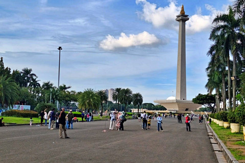 Monas di hari terakhir long weekend Paskah pada Minggu (5/4/2026). Foto: Jeni Ritanti/kumparan