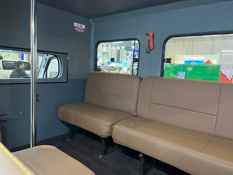 Konsep angkot dari Suzuki Carry di GIICOMVEC 2026.Konsep angkot dari Suzuki Carry di GIICOMVEC 2026. Foto: Fitra Andrianto/kumparan