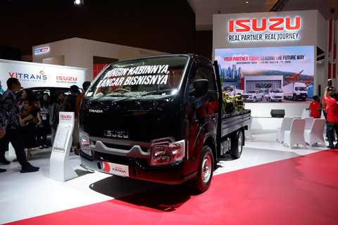 Isuzu Traga AC resmi diluncurkan di GIICOMVEC 2026 (8/4/2026). Foto: Sena Pratama/kumparan